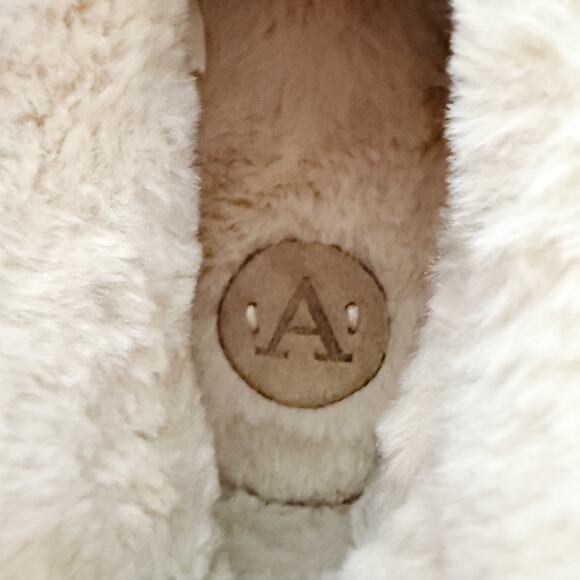 Anthropologie Upcycled Patchwork Slipper Booties Moccasins Womens L 9 10 Comfort - Picture 7 of 8